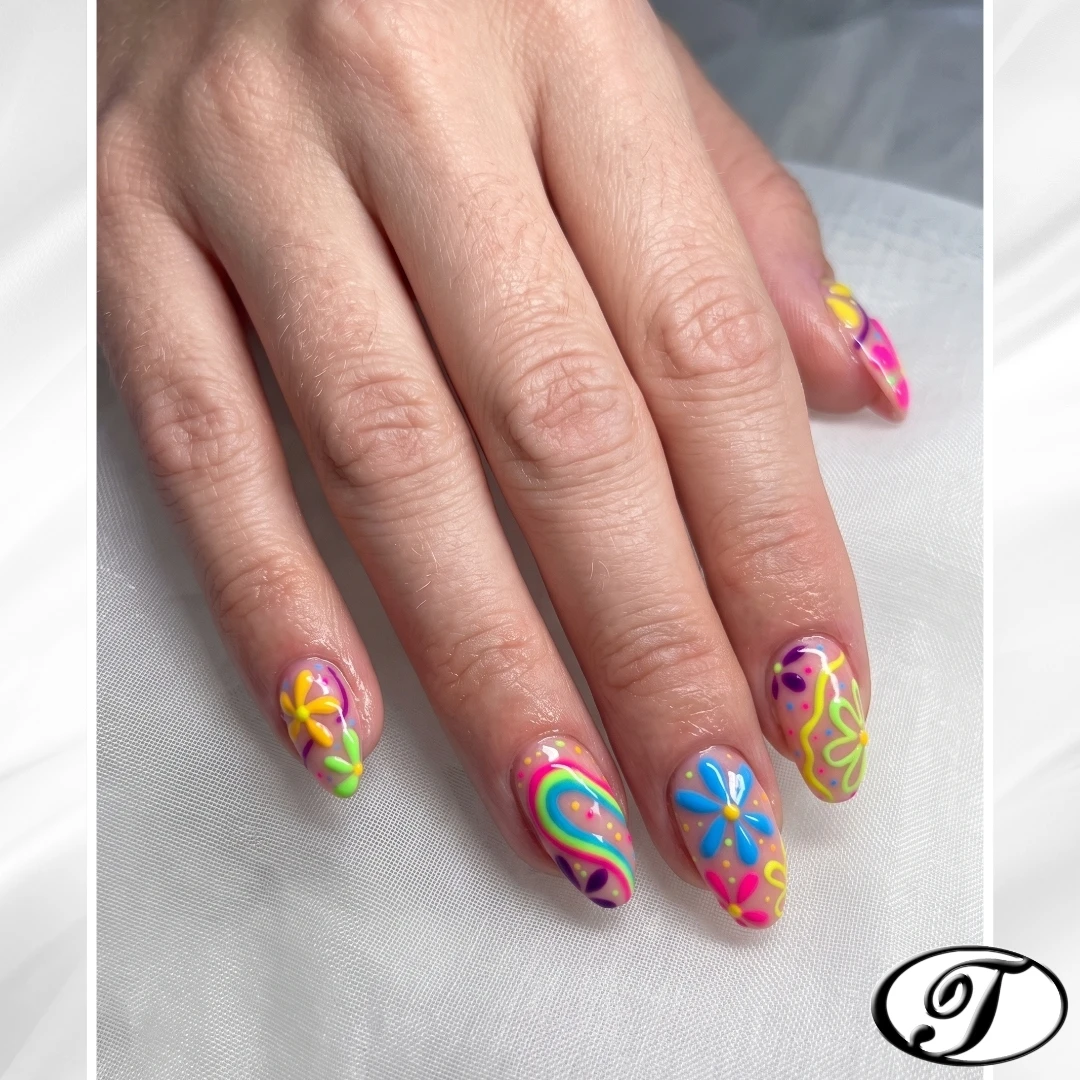 Nail colours